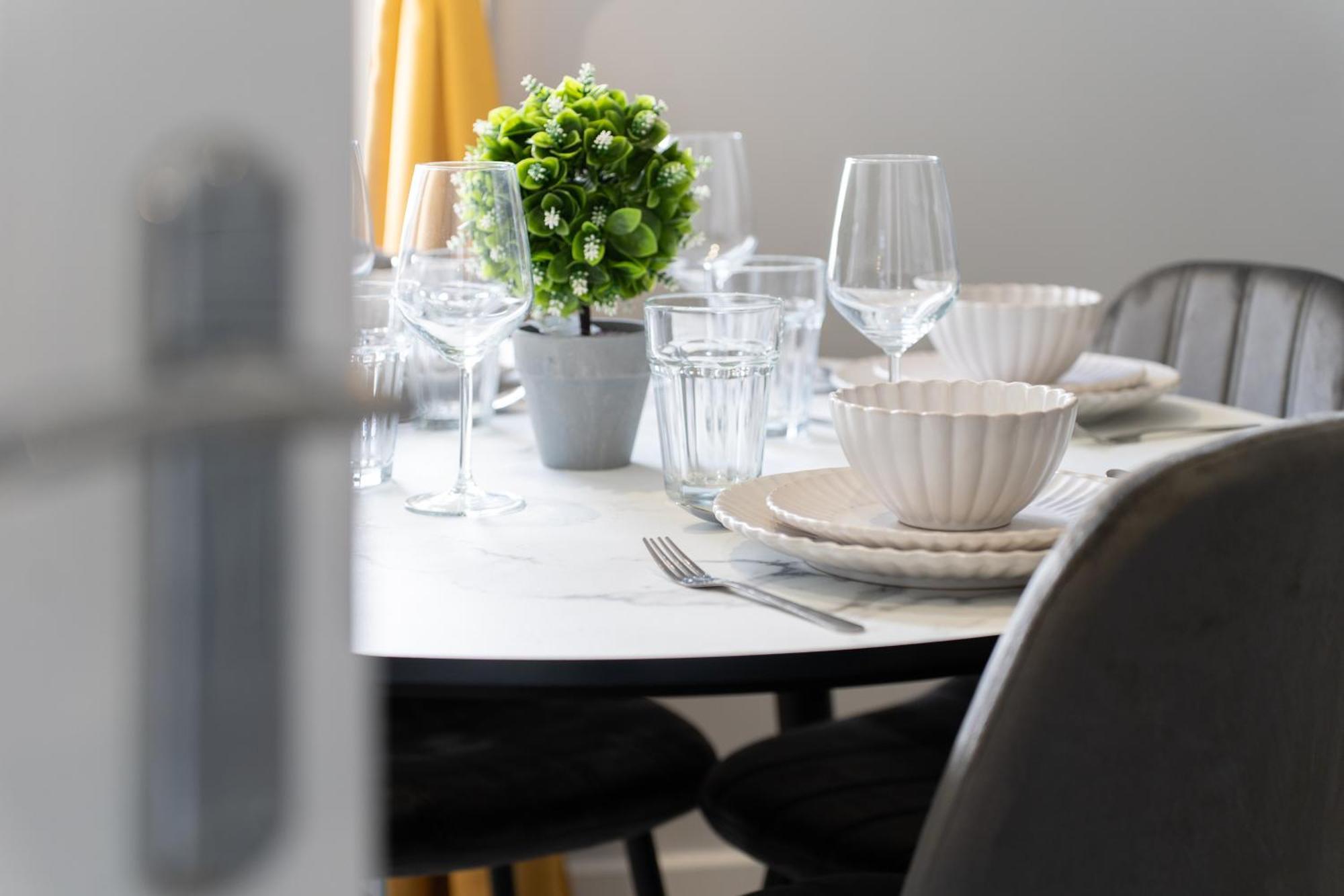 Open Mind - Cosy With 2 Beds Apartment *